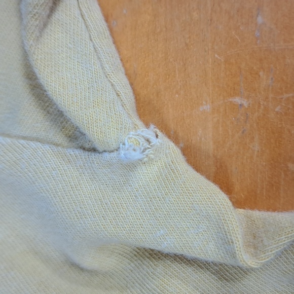 Meek Mill Millidelphia 1987 biker graphic beige & red long-sleeved Lg t-shirt - Picture 7 of 7